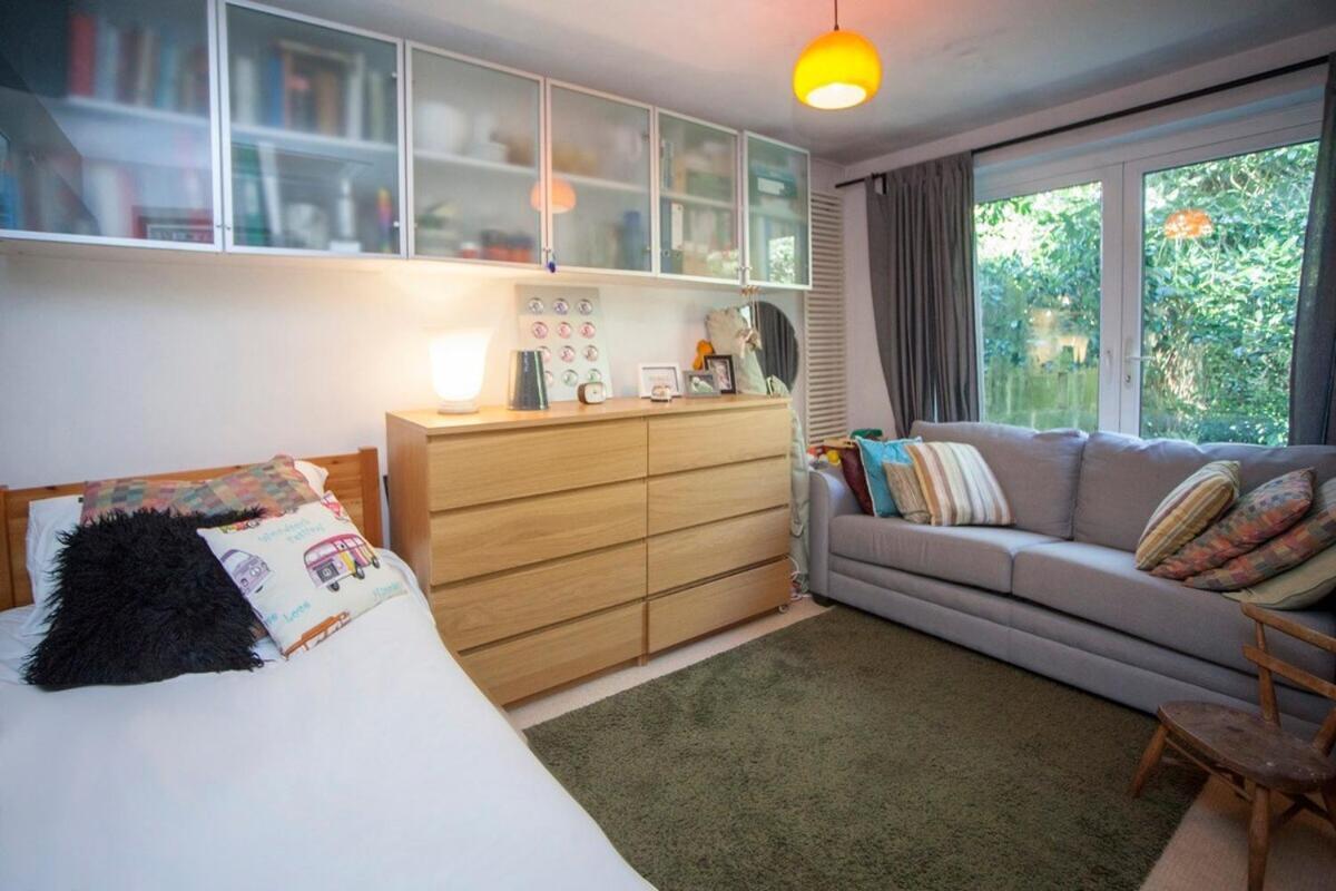 ※ Relaxing Home- Parking & Gorgeous Gardens Bath Luaran gambar